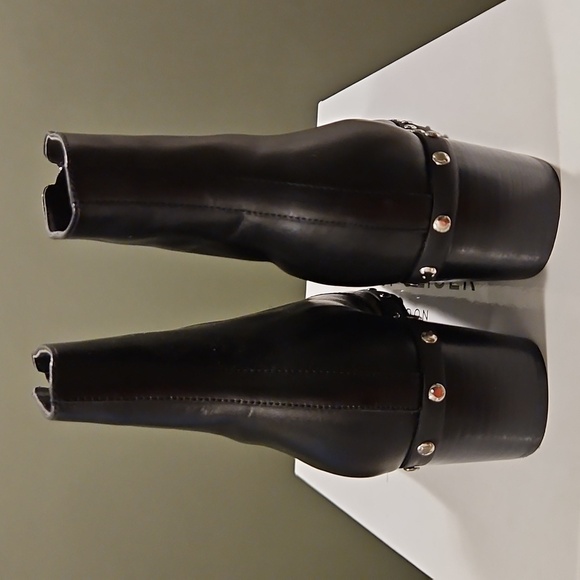 KURT GEIGER LONDON STUDDED BOOTIES - Picture 5 of 6